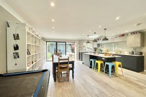 Photo 10- click for photo gallery